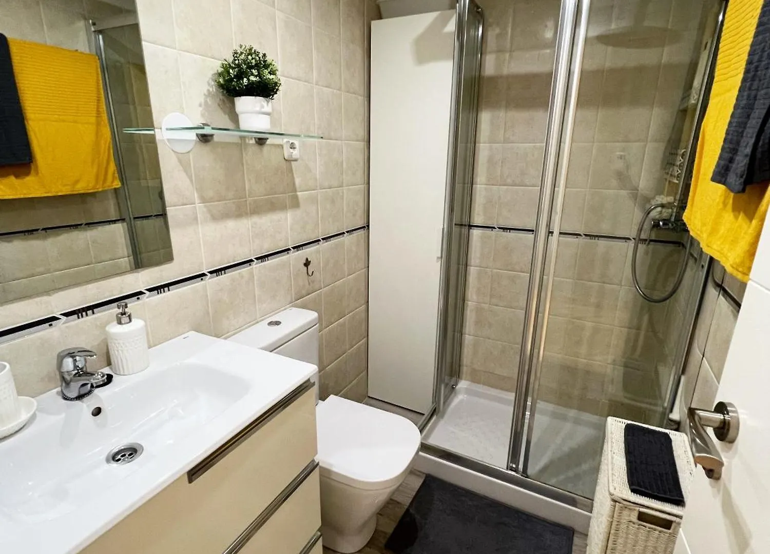 Nino'S Torremolinos Apartment Spain
